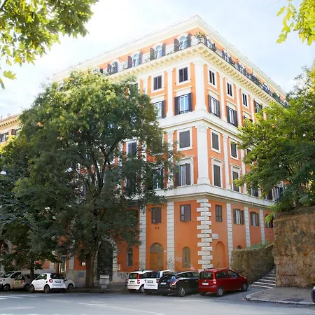 Guesthost - Quiet And Cozy Trastevere Hideaway Řím